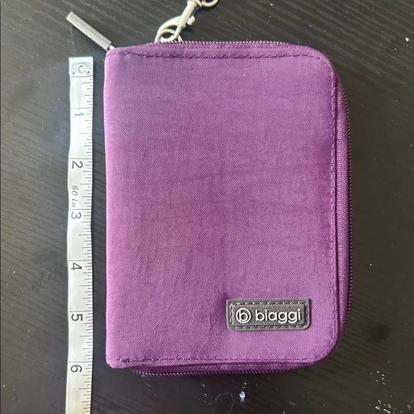 Biaggi Zip Around Wristlet Wallet - Picture 4 of 5